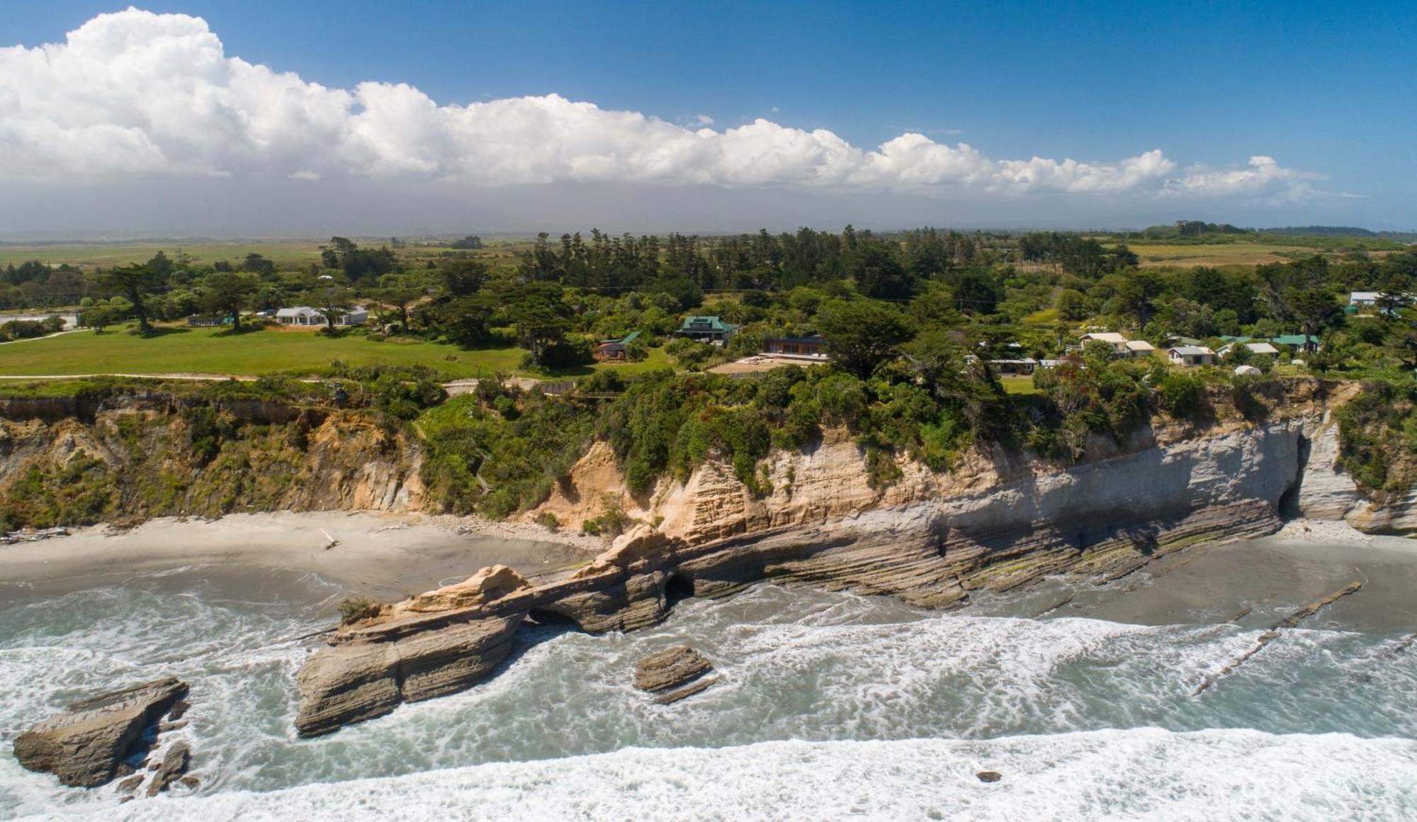Hotel The Hole In The Rock Yurt Cape Foulwind Exterior foto